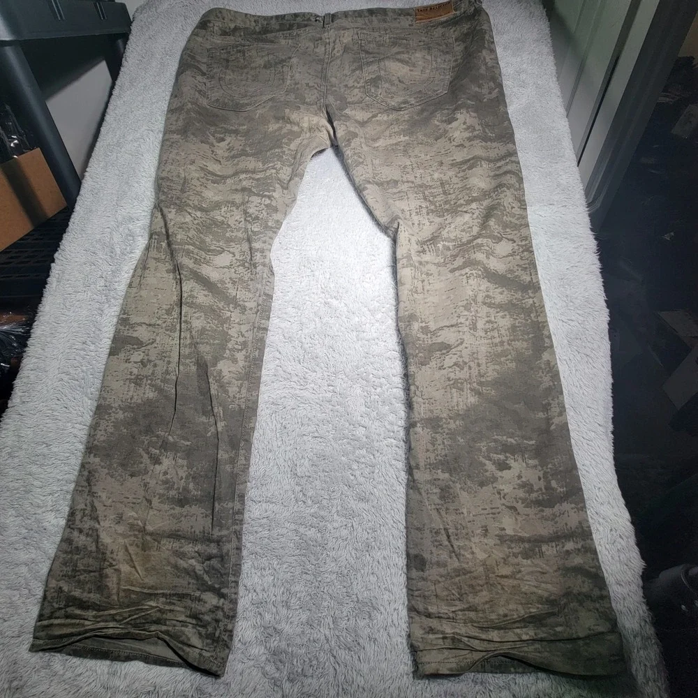 TRUE RELIGION Jeans Men's Size 42 Gray Tye Dye Camo Look Button Fly Lightweight